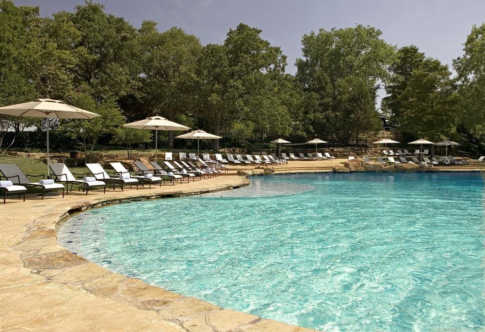 Sheraton Arlington Hotel Exterior photo