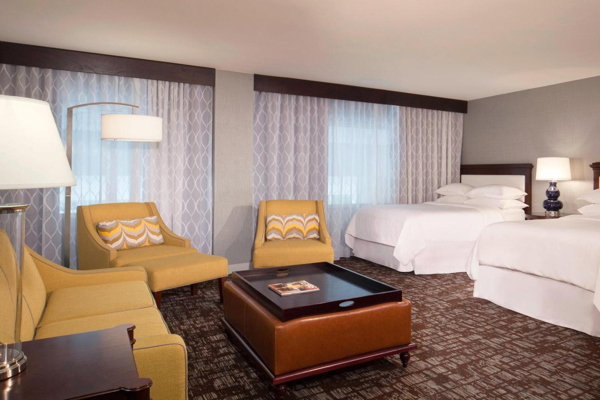 Sheraton Arlington Hotel Exterior photo