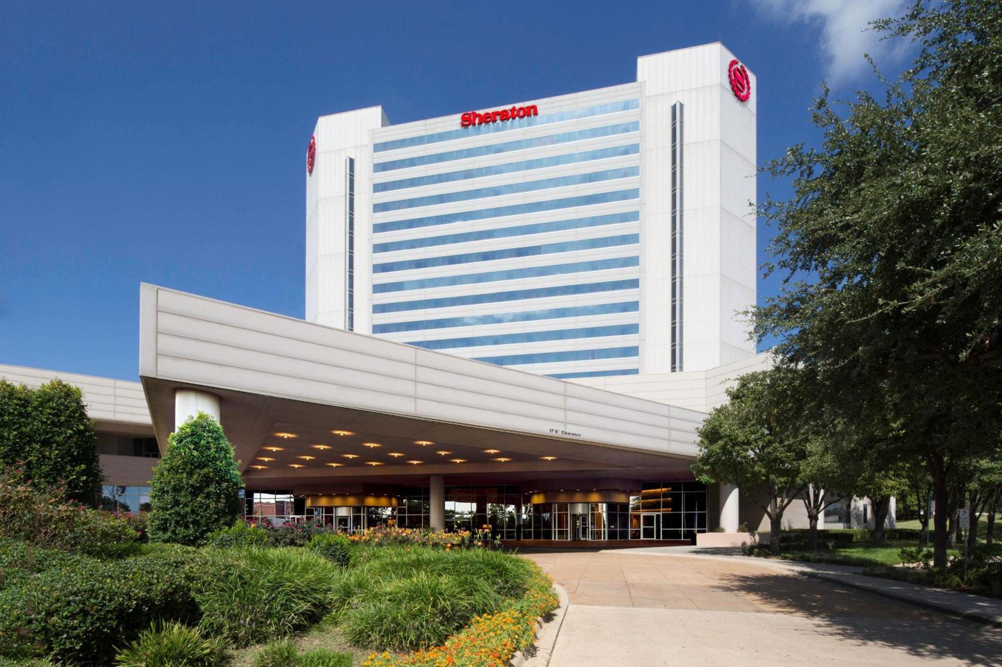 Sheraton Arlington Hotel Exterior photo